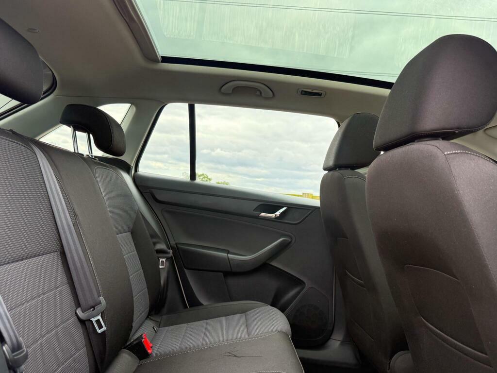 Skoda Rapid Spaceback 1.6 Spaceback Se Sport Greentech Tdi Cr 104 Bhp Green #53