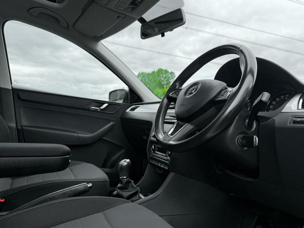 Skoda Rapid Spaceback 1.6 Spaceback Se Sport Greentech Tdi Cr 104 Bhp Green #29