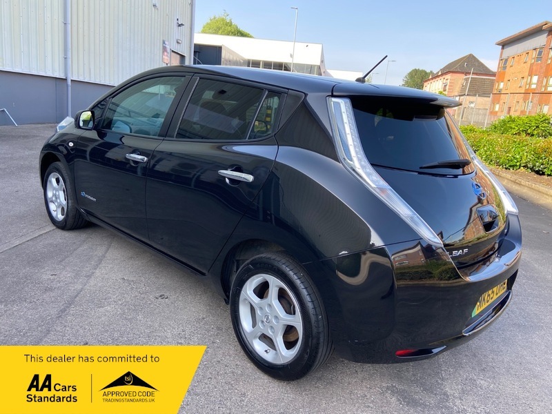 Nissan Leaf 24Kw Acenta With 3.3Kw Charger White #7