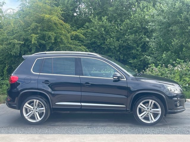 Volkswagen Tiguan 2.0 Tdi Bluemotion Tech R-line Suv Manu SL63VKK Black #3