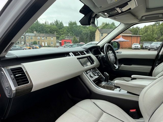 Land Rover Range Rover Sport 3.0 Sd V6 Hse Suv 4Wd Euro 6 S S KC16HXP White #4