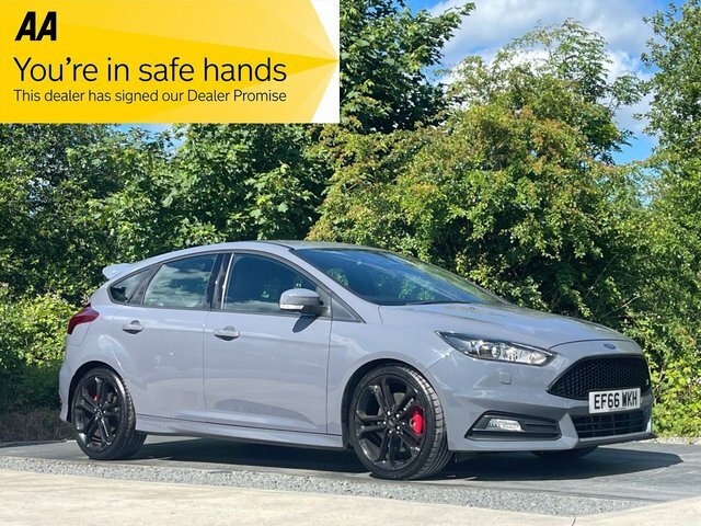 Ford Focus 2.0T Ecoboost St-3 Hatchback Eur Grey