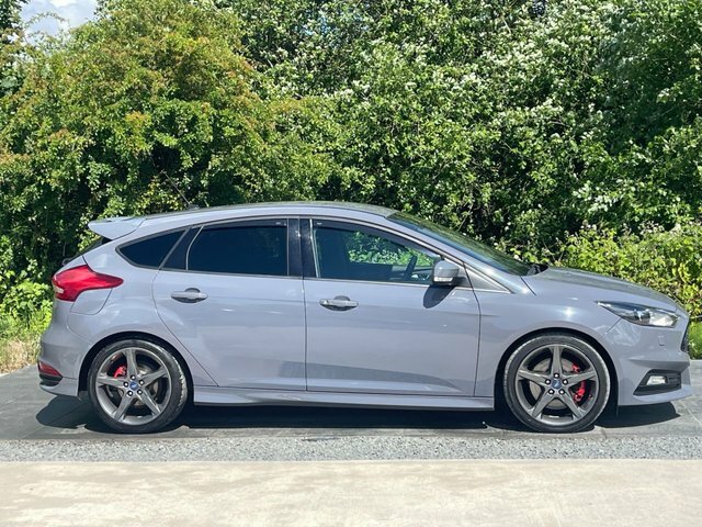 Ford Focus 2.0T Ecoboost St-3 Hatchback Eur RE16DMX Grey #2