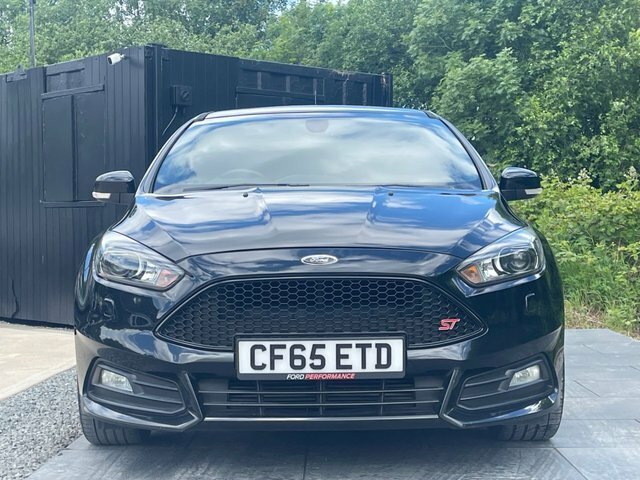 Ford Focus 2.0T Ecoboost St-3 Hatchback Eur CF65ETD Black #2