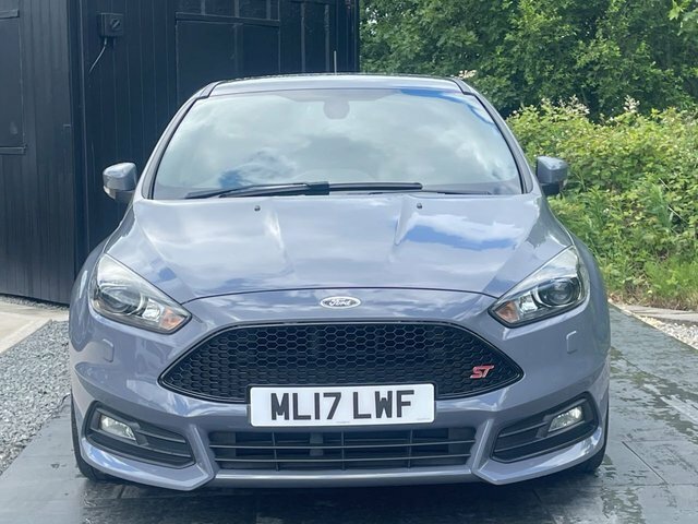 Ford Focus 2.0 Tdci St-3 Hatchback Euro 6 ML17LWF Grey #2