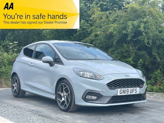 Ford Fiesta 1.5T Ecoboost St-2 Hatchback Eur Silver