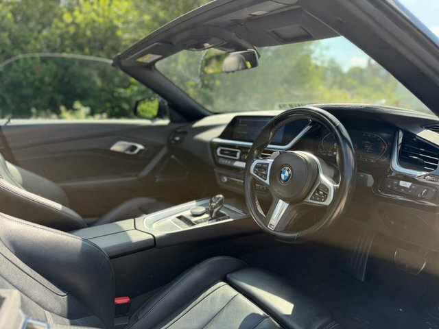 BMW Z4 Sdrive M40i White #13