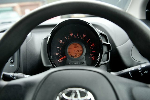 Toyota Aygo 1L Mode Black #11