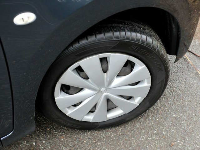Toyota Aygo 1L Mode Black #23