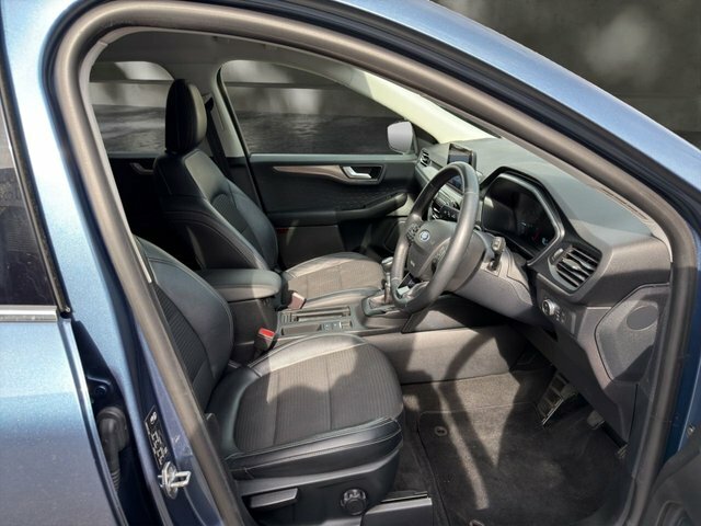 Ford Kuga 1.5 Ecoblue Titanium Suv Euro 6 YE70GTU Blue #2