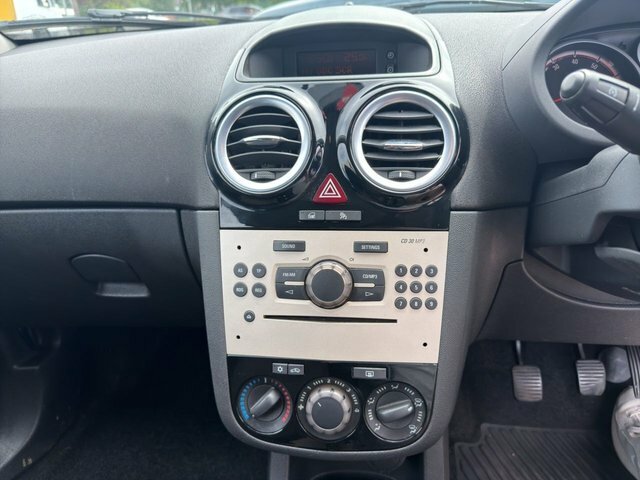 Vauxhall Corsa 1.4 16V Se Euro 5 Grey #14