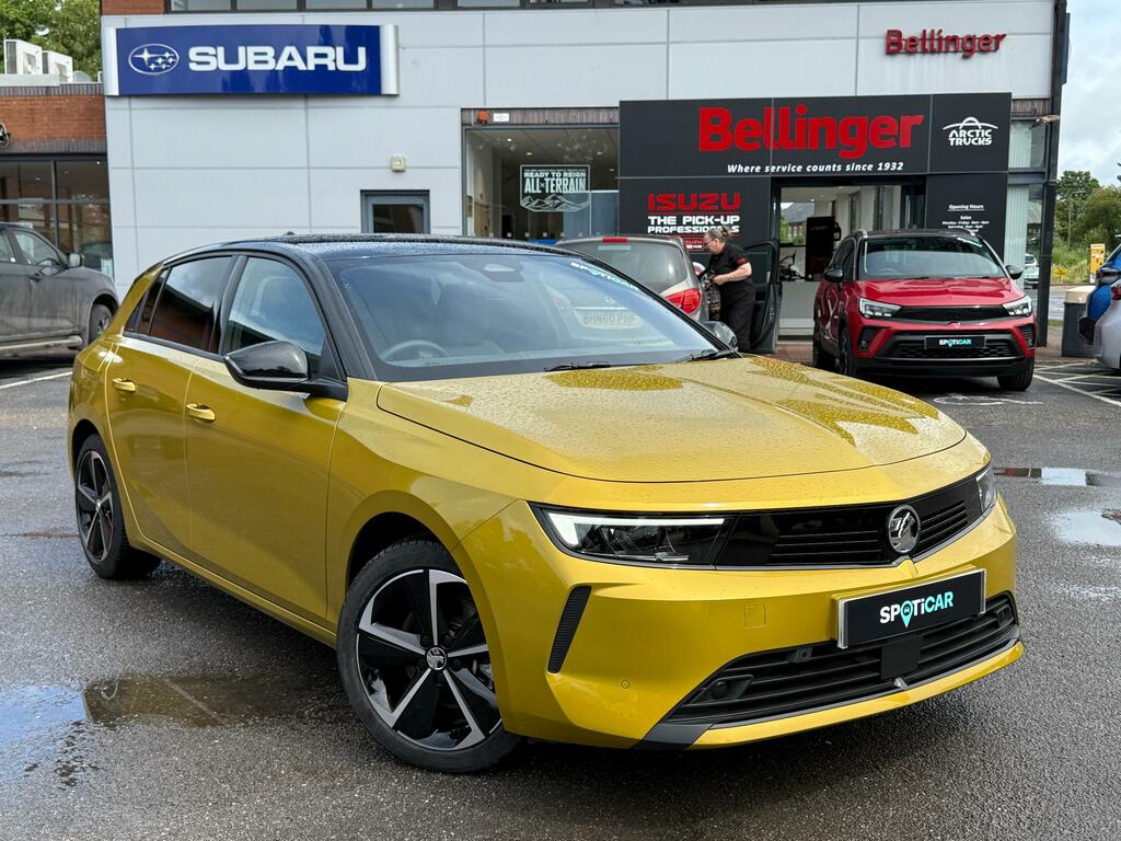 Vauxhall Astra 1.2 Hybrid Griffin Hatchback Hybrid E-d Yellow