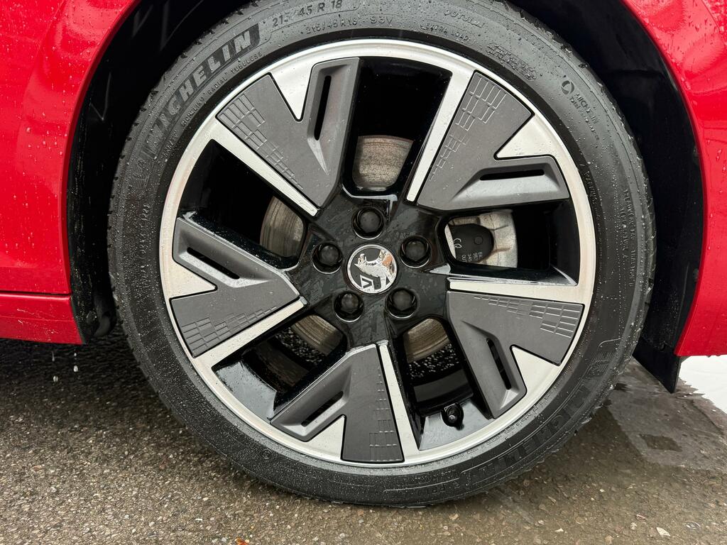 Vauxhall Astra 54Kwh Ultimate Sports Tourer 15 NY73KJN Red #3