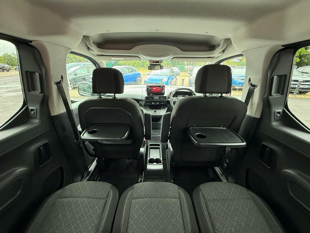 Vauxhall Combo-e Life Mpv Green #14