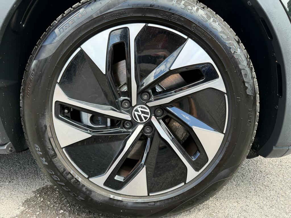 Volkswagen ID.4 Pro 77Kwh Match Suv 286 Ps Black #4