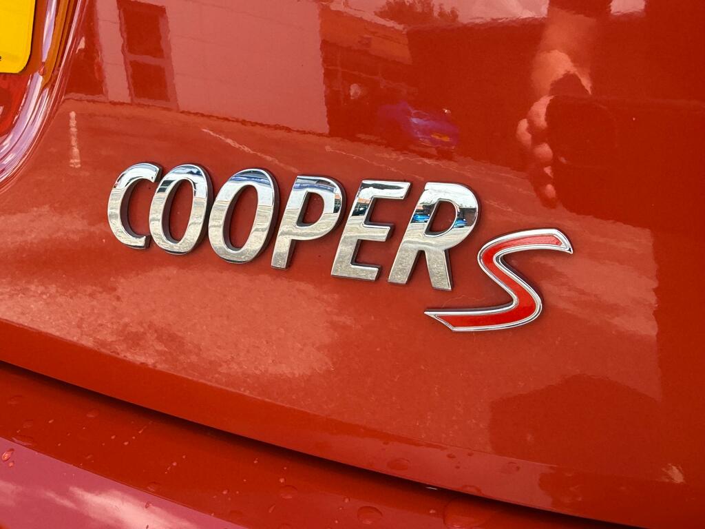 Mini Hatch 2.0 Cooper S Classic Hatchback E Orange #3