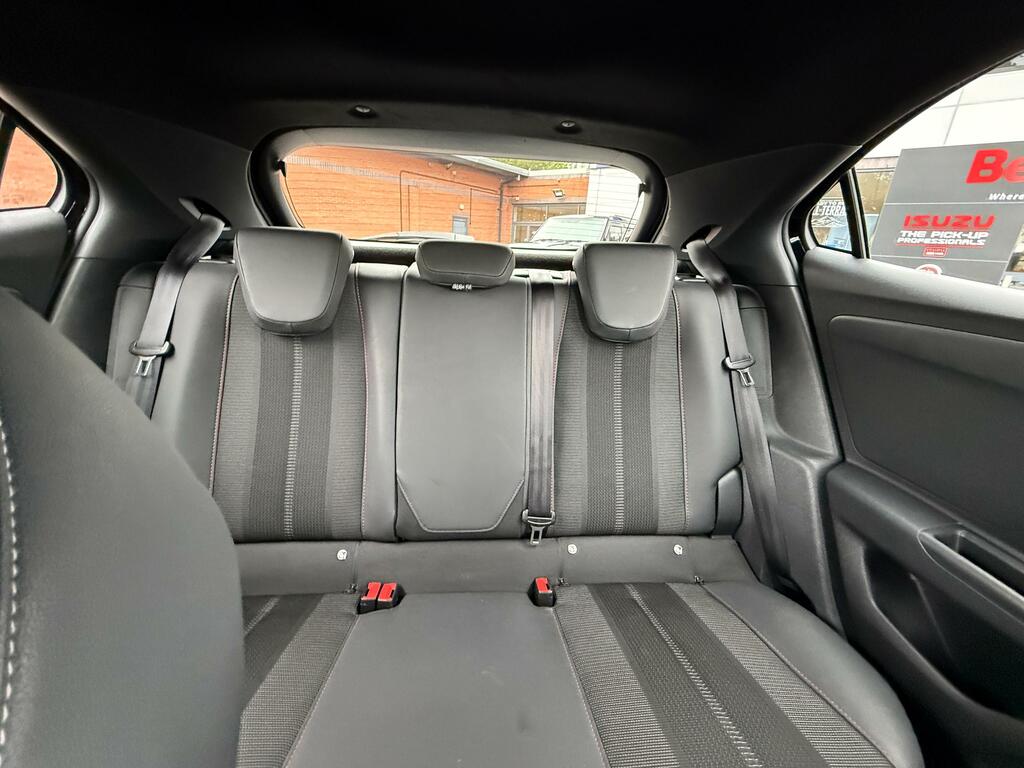 Vauxhall Mokka-e Mokka Ultimate Ev White #27