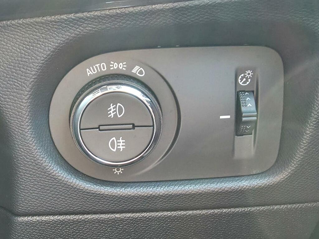 Vauxhall Mokka-e 100Kw Sri Premium 50Kwh White #31