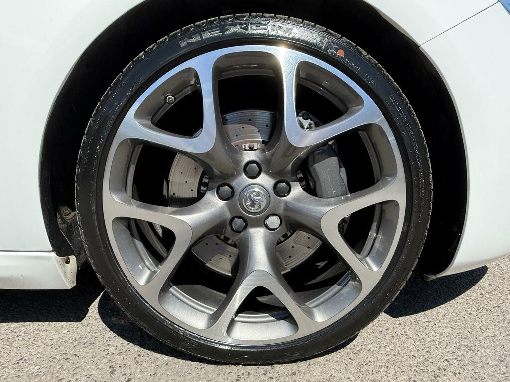 Vauxhall Astra GTC 2.0T Vxr Coupe Euro 6 Ss 280 White #4