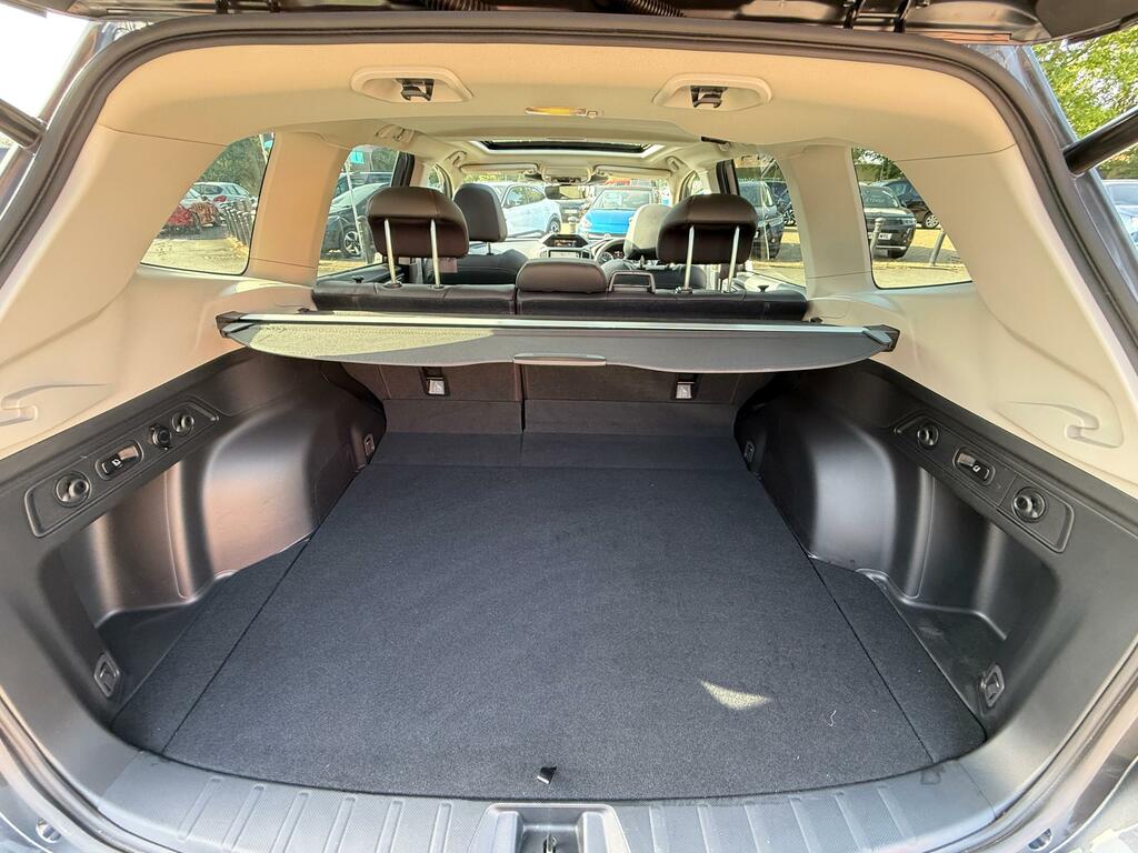 Subaru Forester 2.0I E-boxer Xe Lineartronic White #21