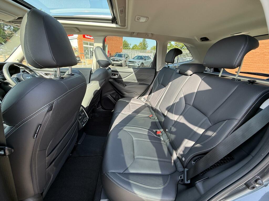 Subaru Forester 2.0I E-boxer Xe Lineartronic White #13