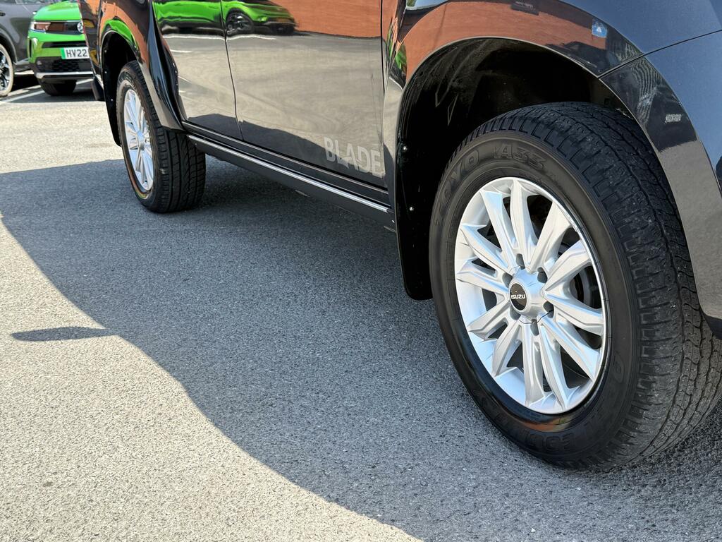 Isuzu D-Max 1.9 Td Yukon 4Wd Euro 6 Black #11