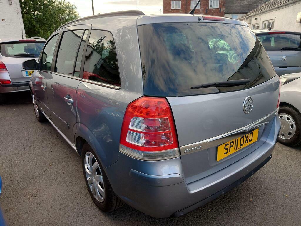 Vauxhall Zafira 1.6 16V Exclusiv Euro 5 Silver #2