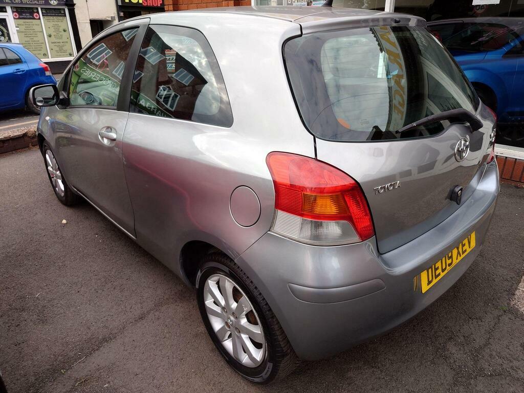 Toyota Yaris 1.33 Dual Vvt-i Tr Euro 4 S S DE09XEV Silver #3