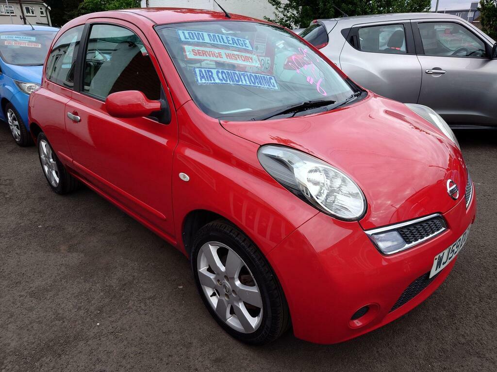 Nissan Micra 1.2 16V Acenta Red