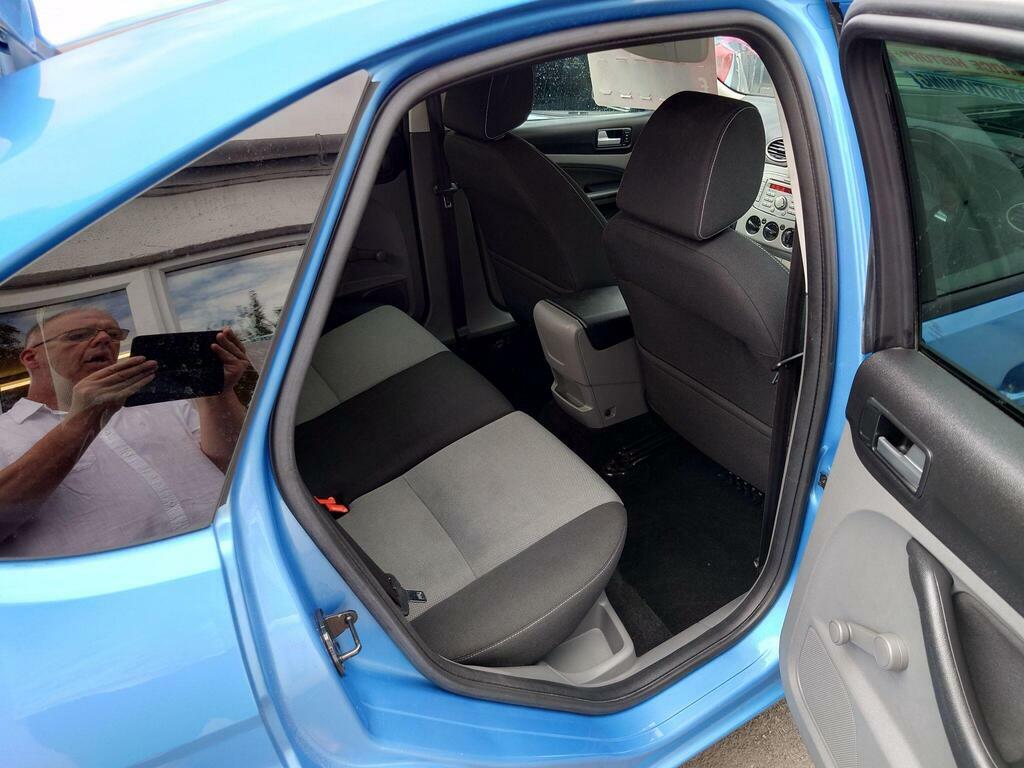 Ford Focus 1.6 Zetec Blue #5