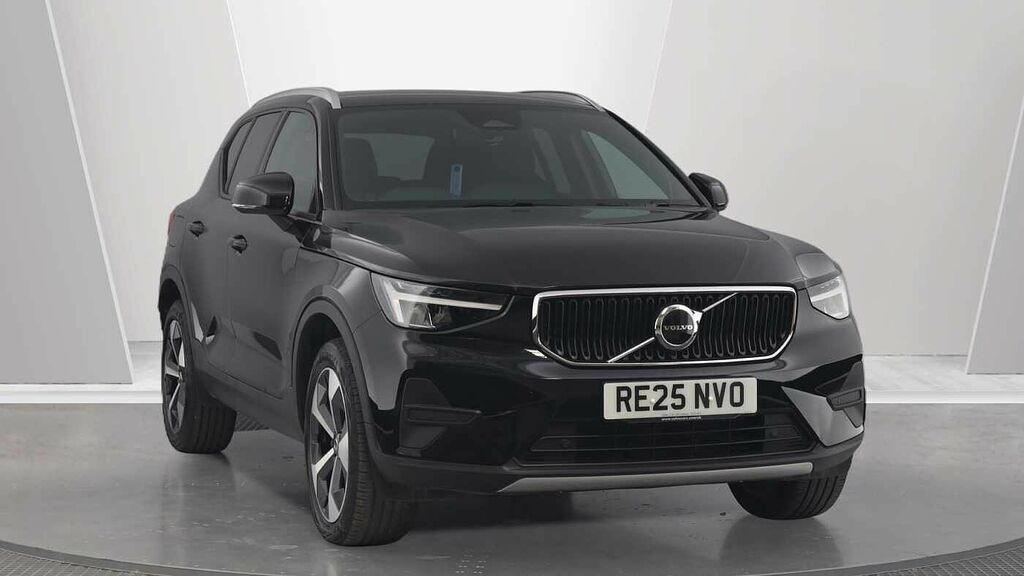 Volvo XC40 Core, B3 Mild Hybrid, Climate Pack, Wheel Black