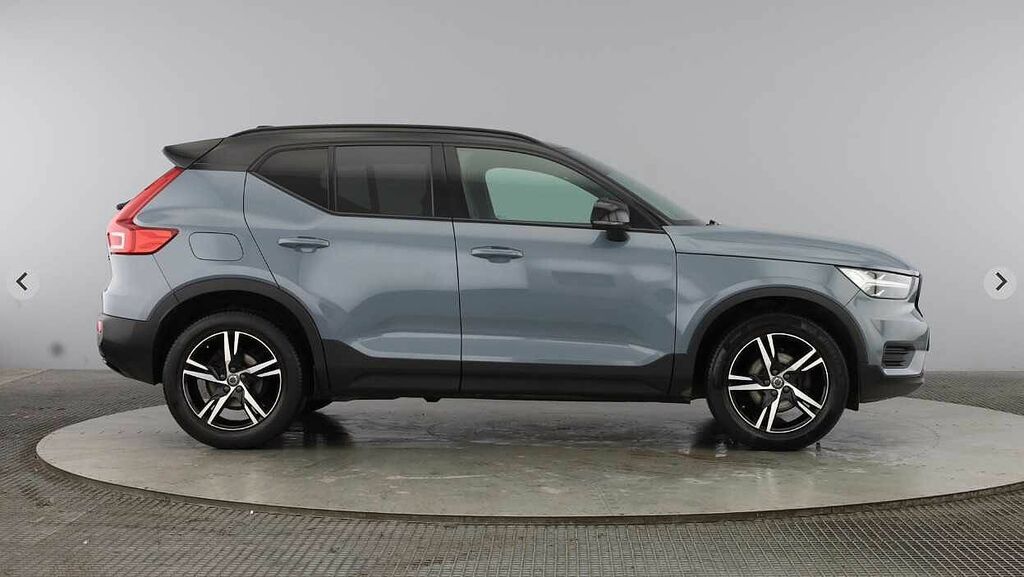 Volvo XC40 R-design, T3 Climate Pack, Heated Seats YL22OTB Grey #2