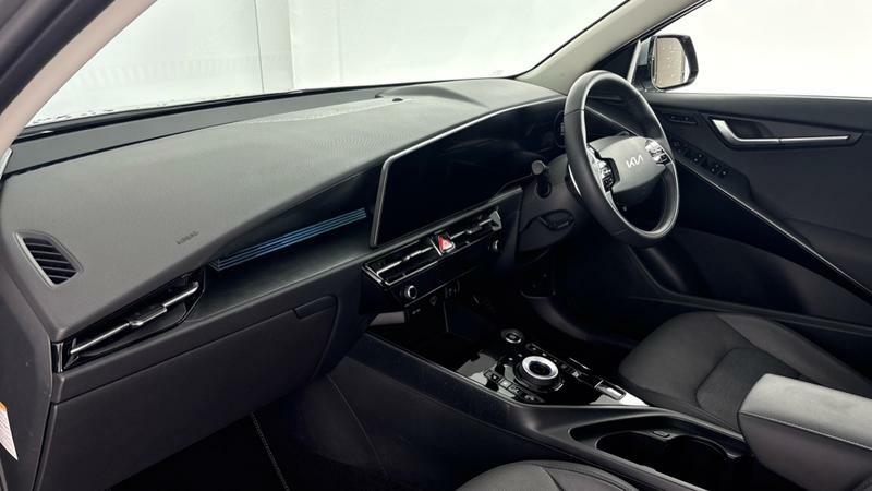 Kia Niro 1.6 Gdi 127 Hybrid 4 Dct AK25JVY Silver #4