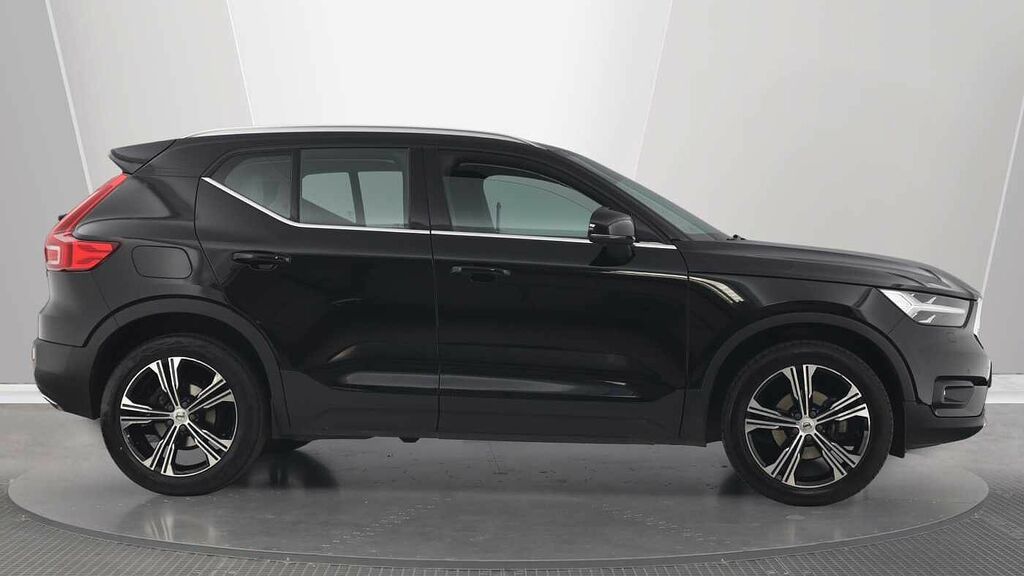 Volvo XC40 T3 Inscription Pro Blond Leather Seats, KT69NHL Black #3