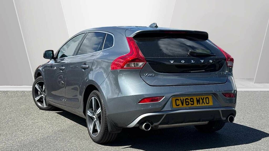 Volvo V40 T3 R-design Pro Low Mileage, Rear Camer Grey #2