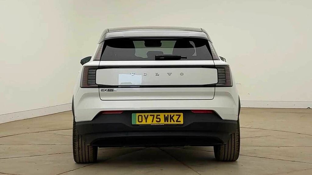 Volvo EX30 Ultra, Twin Motor Performance, Breeze In White #4