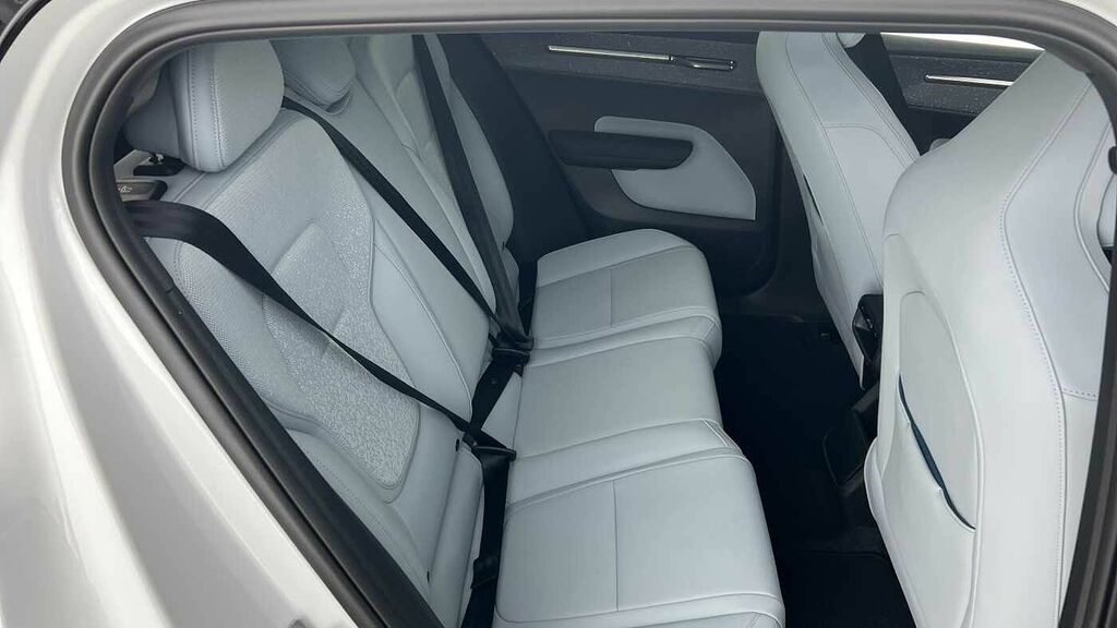 Volvo EX30 Ultra, Twin Motor Performance, Breeze In OY75WKZ White #6