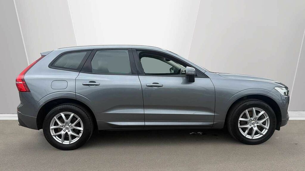 Volvo XC60 B5 Momentum Pro Grey #3