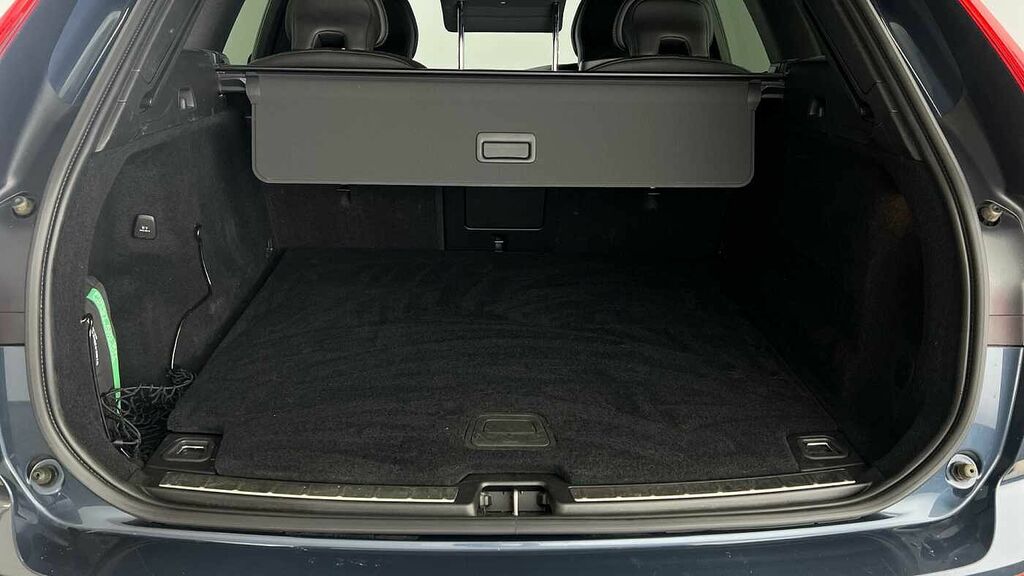 Volvo XC60 Plus, B4 Mild Hybrid, Dark Blue #5