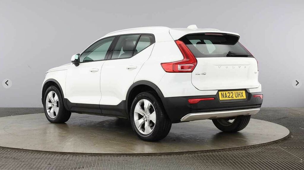 Volvo XC40 Momentum, T3 Sensus Nav, Cruise Control NA22UHX White #3