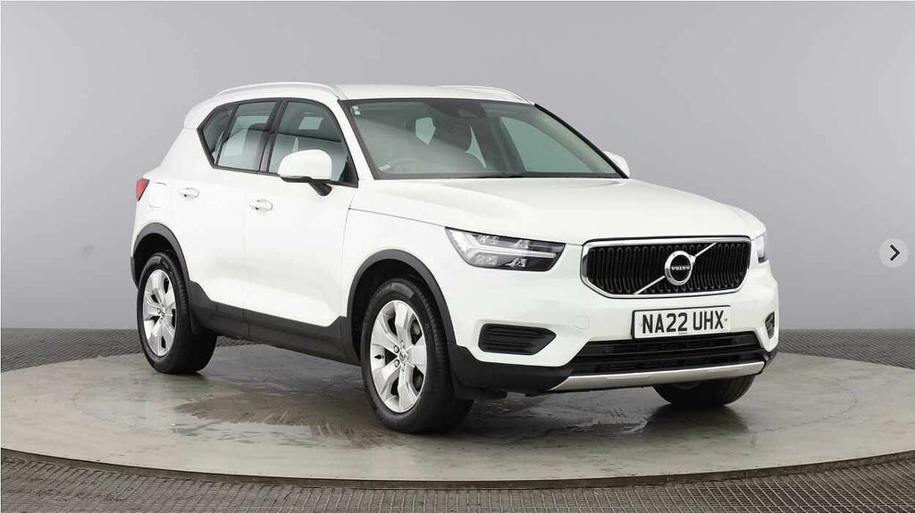 Volvo XC40 Momentum, T3 Sensus Nav, Cruise Control White