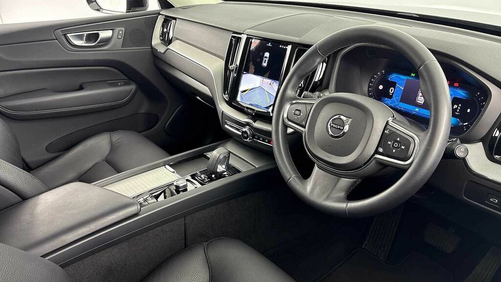 Volvo XC60 Core, B5 Awd Mild Hybrid, Climate Pack, Ti Black #4