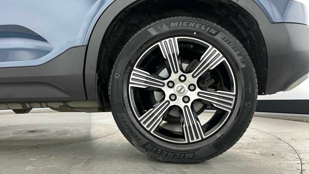 Volvo XC40 Inscription Pro Black #4