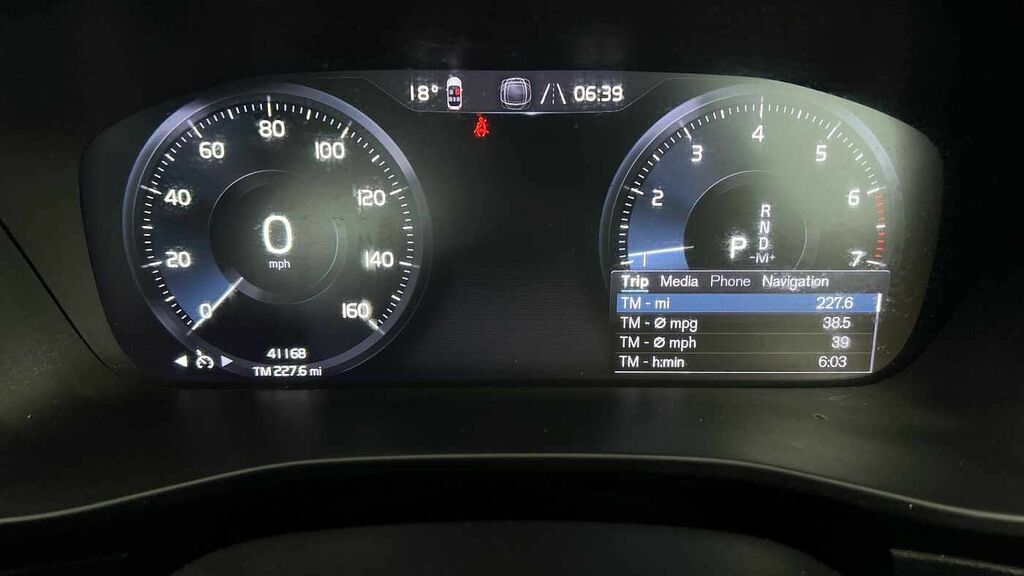 Volvo XC40 Inscription Pro Black #9