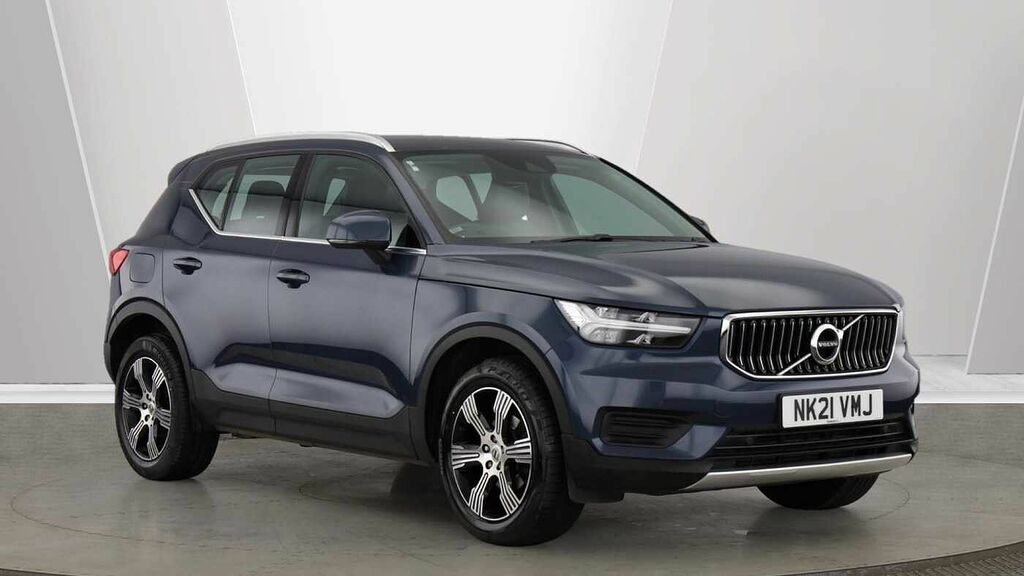 Volvo XC40 Inscription Pro Black #1