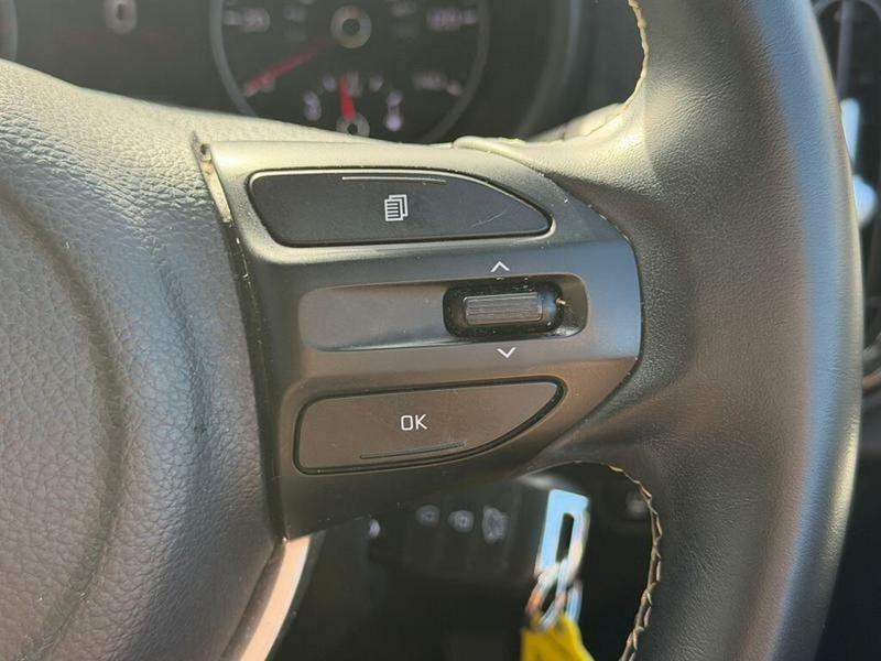 Kia Picanto 1.0 1 4 Seats 66 White #17
