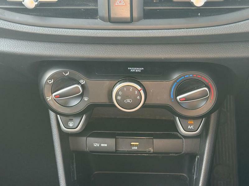 Kia Picanto 1.0 1 4 Seats 66 White #20