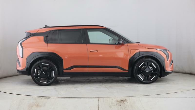 Kia EV3 150Kw Gt-line S 81.4Kwh Orange #3