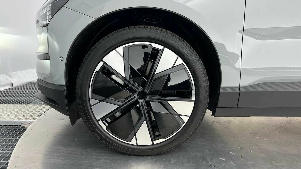 Volvo EX30 Ultra, Twin Motor Performance, Grey #5