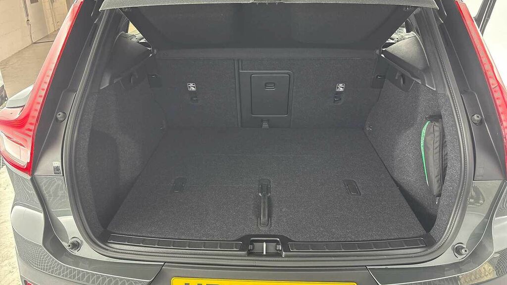 Volvo XC40 2.0 B4 197Ps Mhev Plus Pro Dark Hybrid In Clo Blue #13